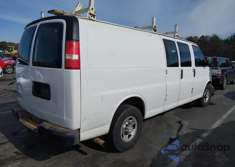 2016 Chevrolet Express 2500 Work Van z USA, uszkodzony, nr VIN 1GCWGBFF3G1229385